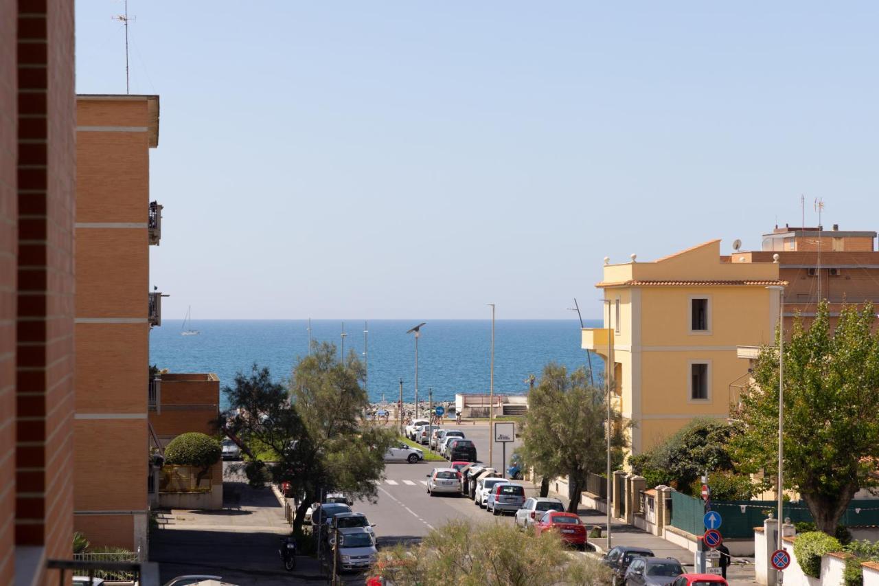 Roma Marine House Hotel Lido di Ostia Bagian luar foto